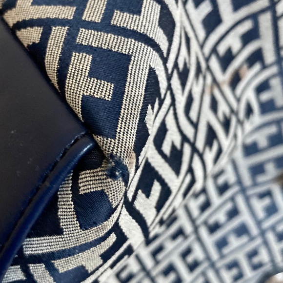 Tommy Hilfiger Blue and White Tote Bag - Picture 8 of 8
